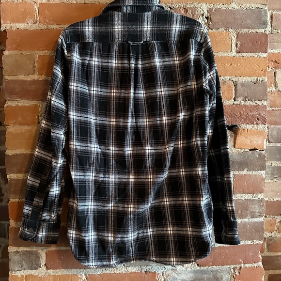 Thick plaid jacket for fall. Fits pretty true to size. - Picture 2 of 3